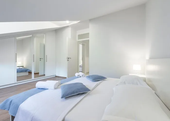 Peaceful 2-Bedroom Apartment Srebreno