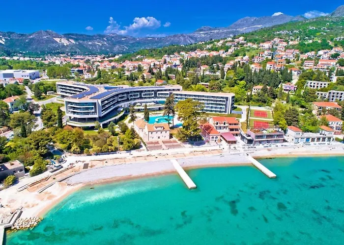 Peaceful 2-Bedroom Apartment Srebreno