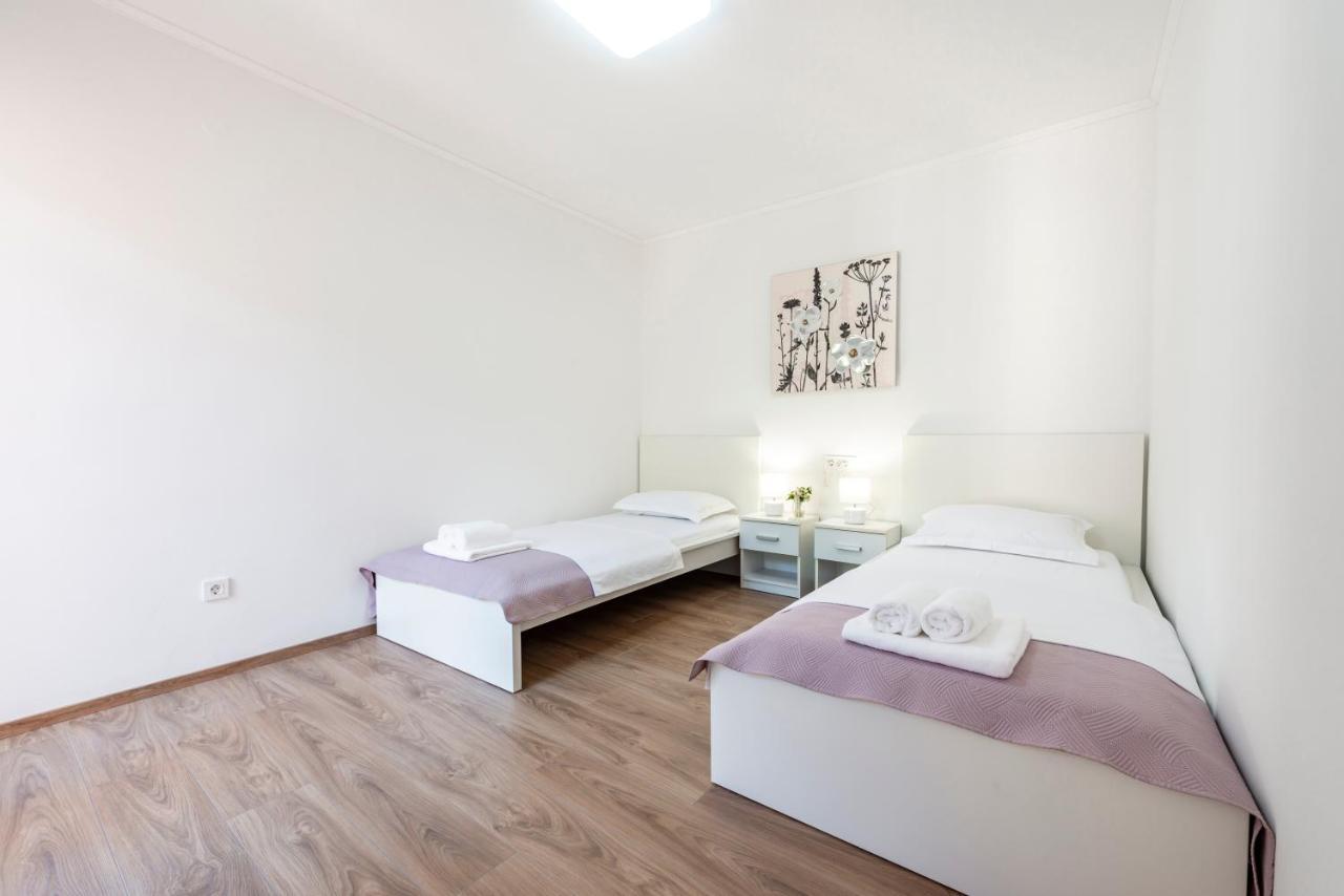 Peaceful 2-bedroom Srebreno