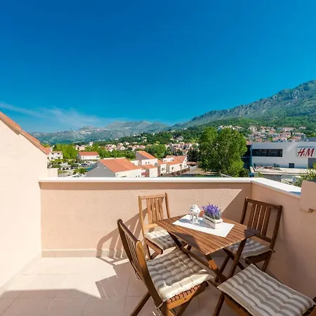 Peaceful 2-Bedroom Apartment Srebreno Mlini Kültér fotó